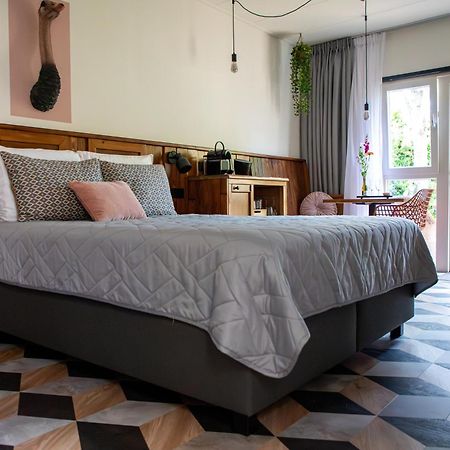 B&B Joli Met Prive Wellness Wemeldinge Exterior photo
